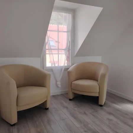 Jaux-vial 度假居 *